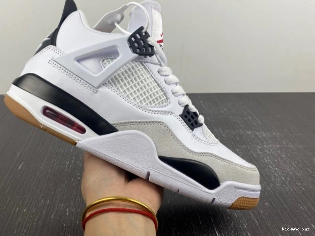 Nike 4 Jordan x Air DR5415-100 SB 0630
